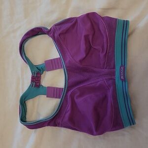 Shock Absorber 32F Running Bra